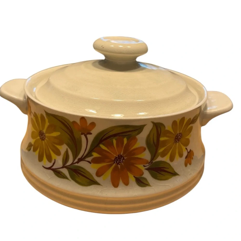Vintage Capri Floral 2 Stoneware Casserole Dishes w Lids Bake N Serve Micro Oven